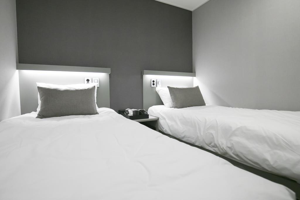 Philstay Myeongdong Station Seul Dış mekan fotoğraf